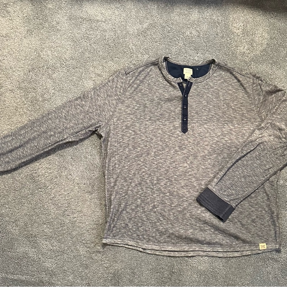 Lucky Brand Men’s XXL Long sleeve navy blue and white pullover